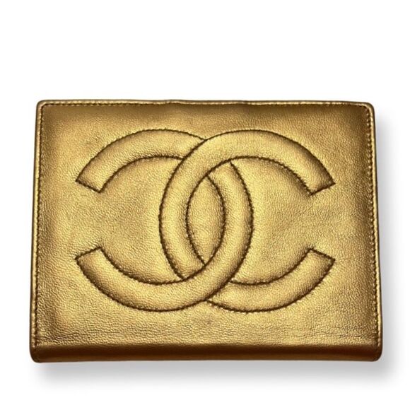 Chanel Gold Logo Short Wallet RARE - Picture 1 of 11